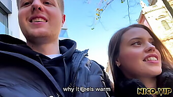 Amatérská Teen Jamie Young Si Užívá Anální Zábavu Na Dovolenkovém Vlogu